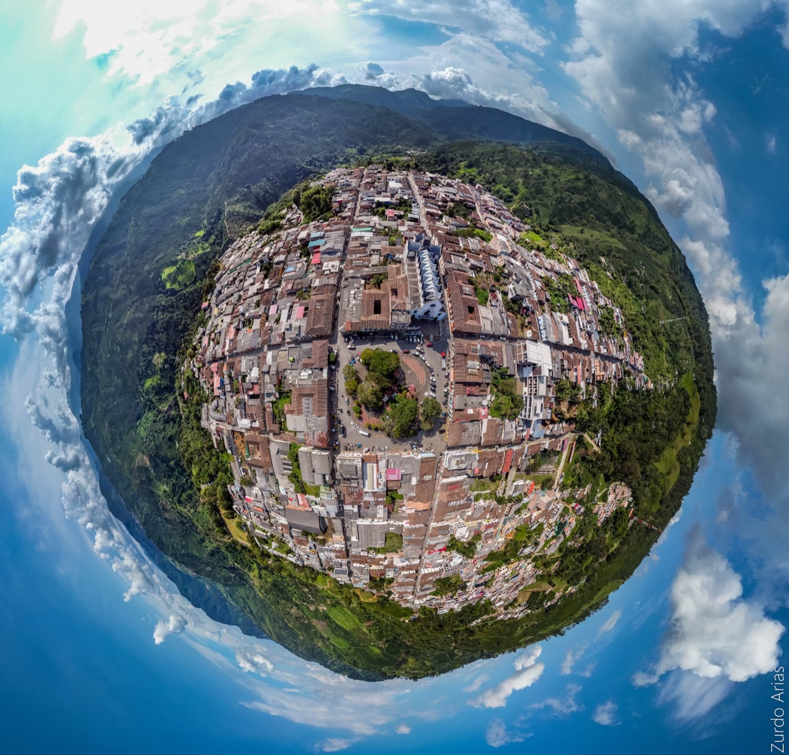 Apía en 360°