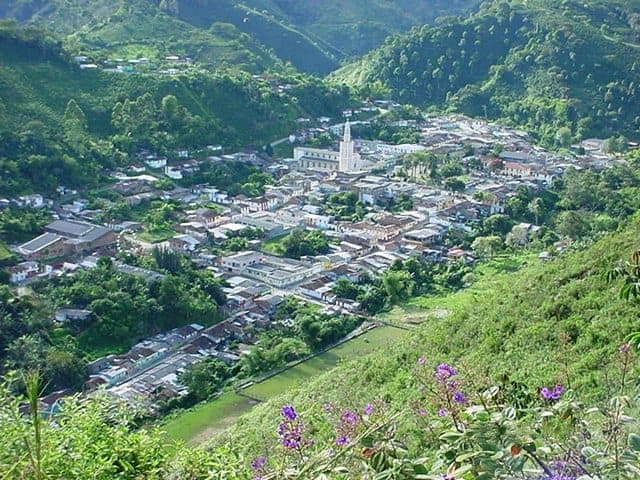 Panorama del casco urbano de La Celia
